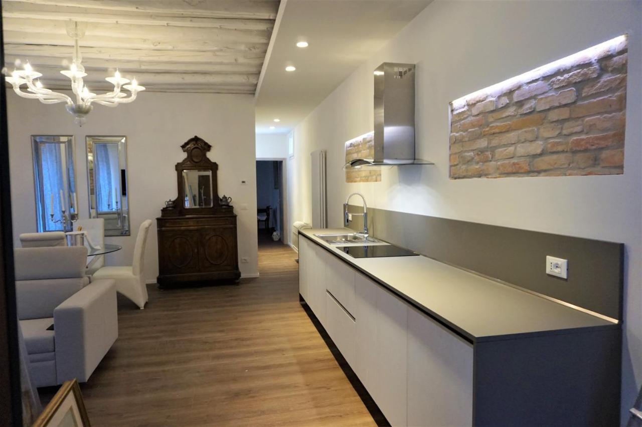 Sara S Luxury Five Minutes From Piazza San Marco Apartamento *