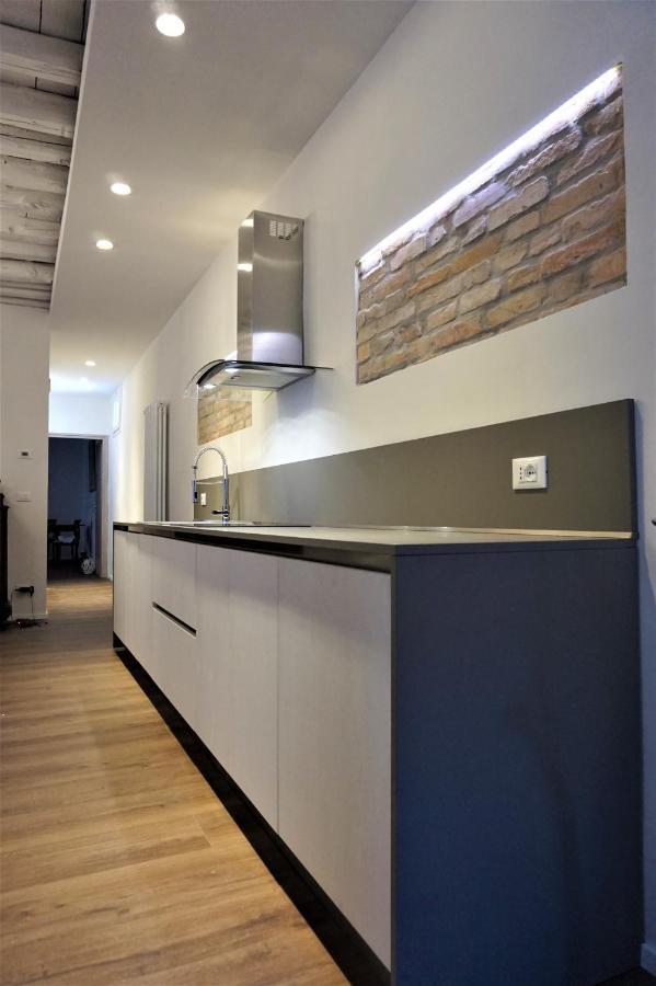 Apartamento Sara S Luxury Five Minutes From Piazza San Marco Venecia